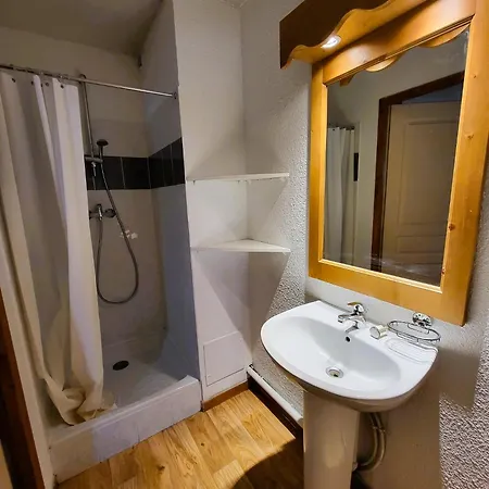 Apartment Centre Des Orres 1800 - 3 - 8 Personnes - Sud - Parking - Pres De 60m2 Hab Les Orres